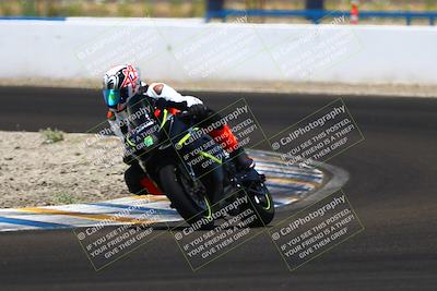 media/Jun-07-2025-TrackDaz (Sat) [[4413525952]]/C Group/1240pm (Turn 1)/